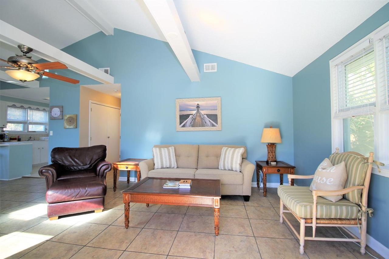 Salty Shack Unit C - Salty Shack - Dog Friendly Home - Across From The Beach - Central Location! Фоллі-Біч Екстер'єр фото