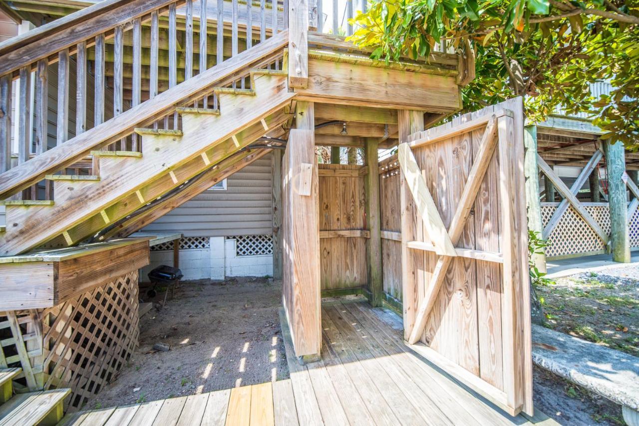Salty Shack Unit C - Salty Shack - Dog Friendly Home - Across From The Beach - Central Location! Фоллі-Біч Екстер'єр фото